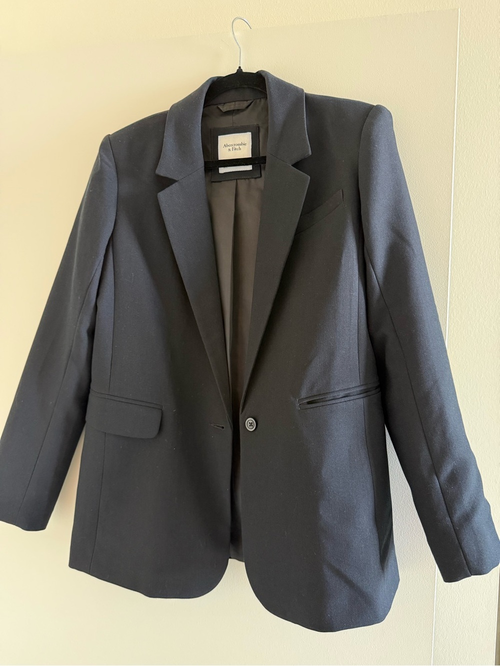 Abercrombie & Fitch Black Single-Button Blazer
